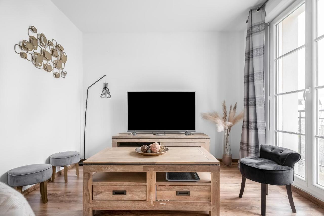 Disneyland-Paris, 8Pers, Wifi, Netflix, 2 Parkings Serris Dış mekan fotoğraf